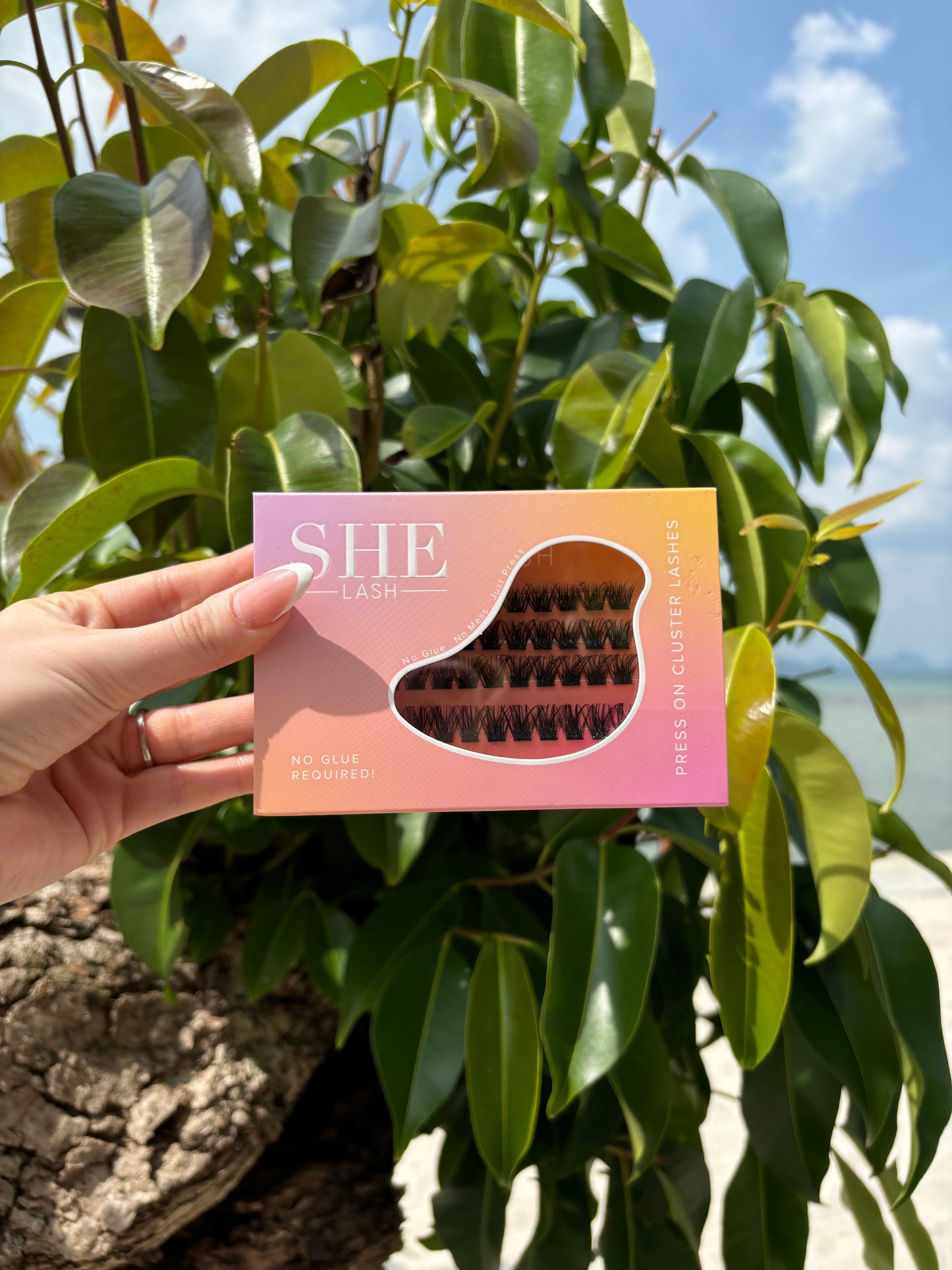 Pre-glued Cluster lashes